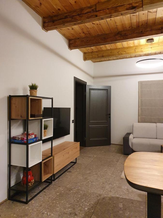 Kk Apartment Ventspils Bagian luar foto